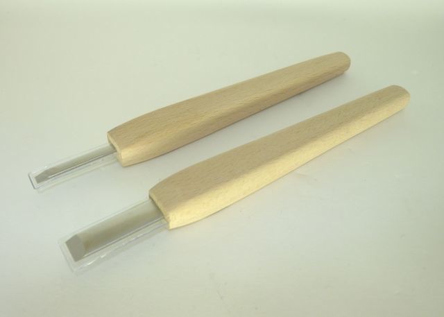 画像2：彫刻刀（平刀）（100円ショップ・ダイソー）