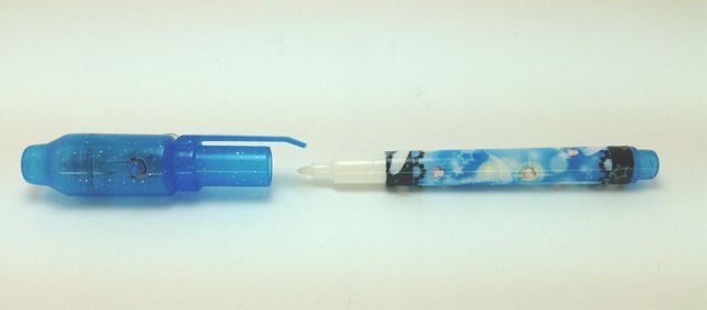 画像2：シークレットペン（100円ショップ・キャンドゥ）